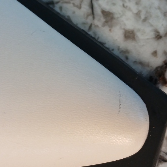 Bellini Ellispn Cream Ankle Boots with Chain Accent - Picture 6 of 6